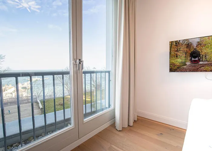 First Diamond Lägenhet *